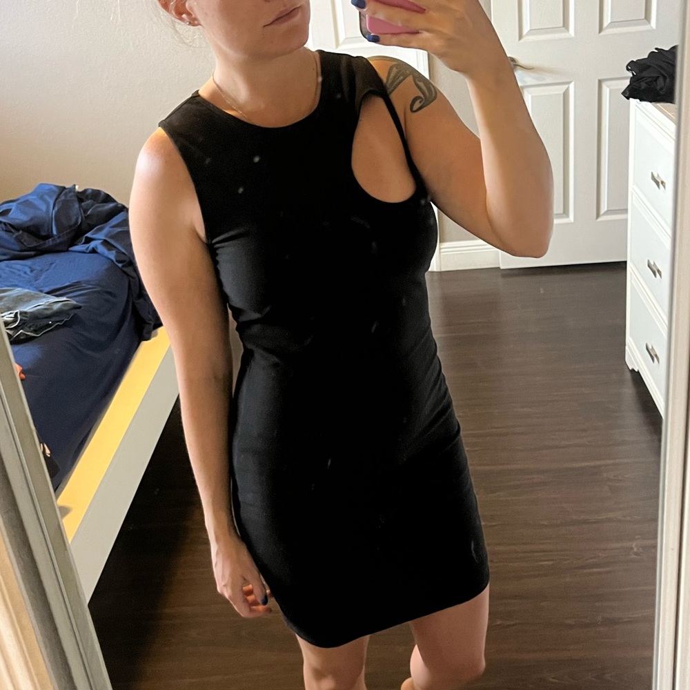 Black Bodycon Dress w/ Cut Out